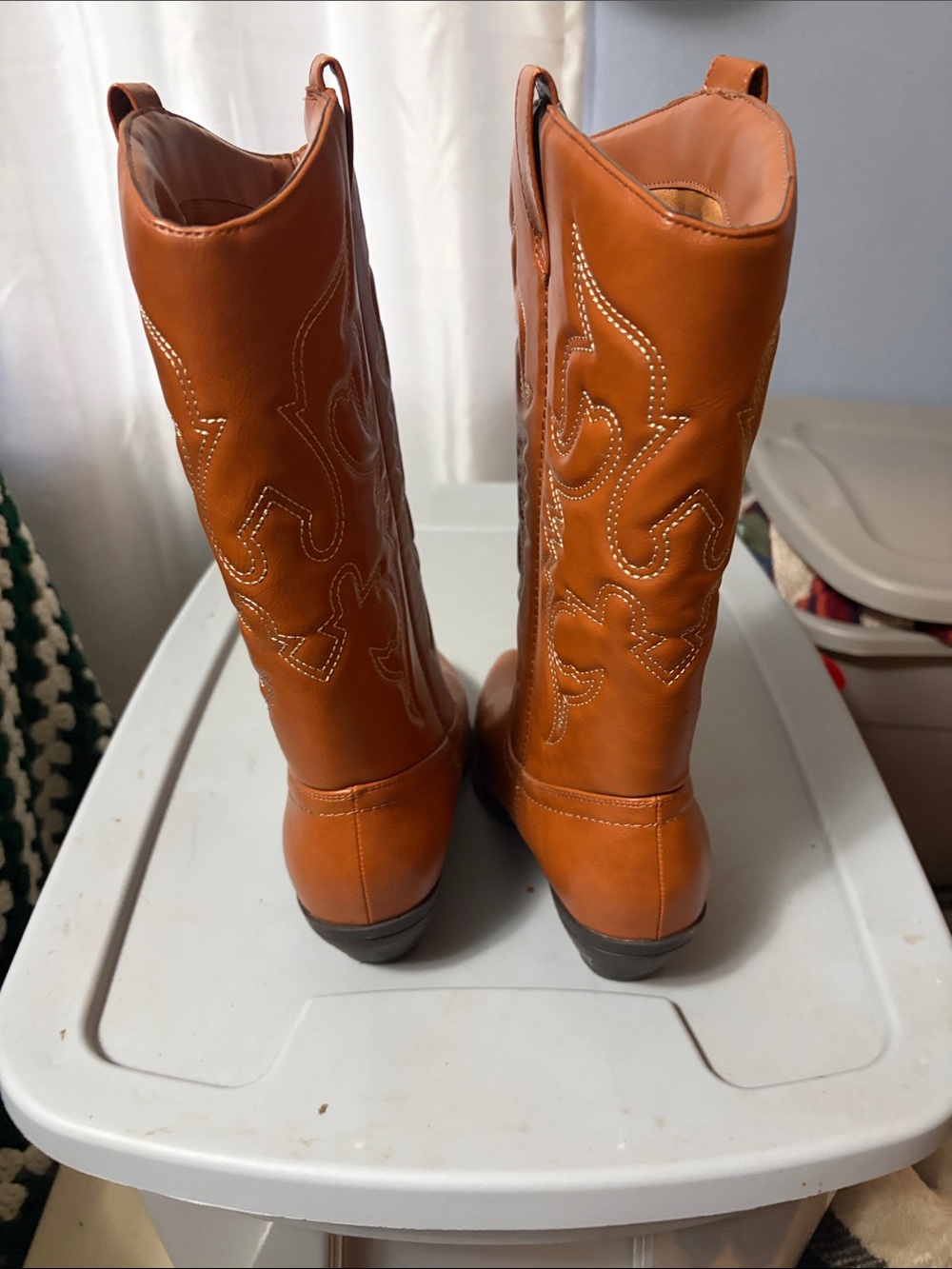Soda Cognac Western Heeled Cowboy Boots with Embroidered Stitching - Picture 4 of 4
